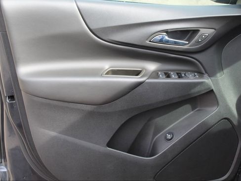 Used 2023 Chevrolet Equinox LT image 15