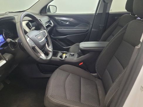 Used 2023 GMC Terrain SLE AWD/4WD image 17