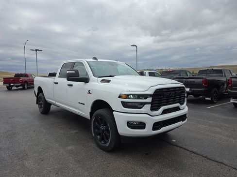New 2026 RAM 2500 Big Horn AWD/4WD image 3