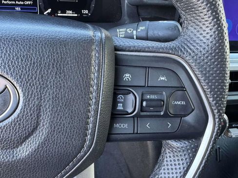 Used 2025 Toyota Tacoma TRD Off-Road image 12