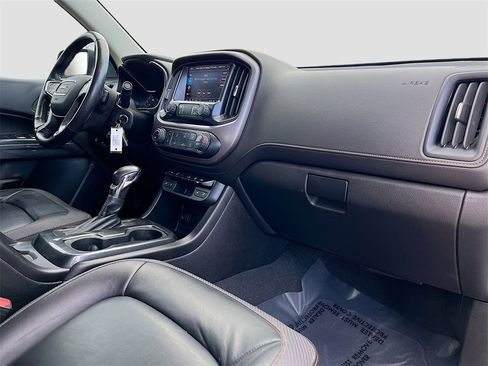 Used 2022 GMC Canyon AT4 w/ Trailering Package image 25