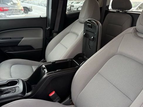 Used 2019 Chevrolet Colorado W/T image 21