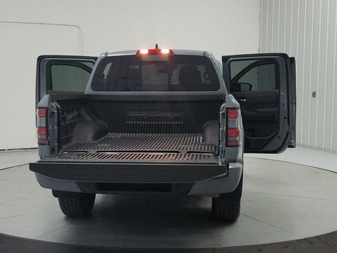Used 2025 Nissan Frontier PRO-4X AWD/4WD image 14