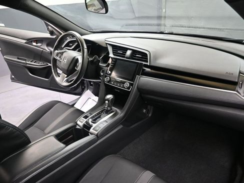 Used 2019 Honda Civic Sport image 12