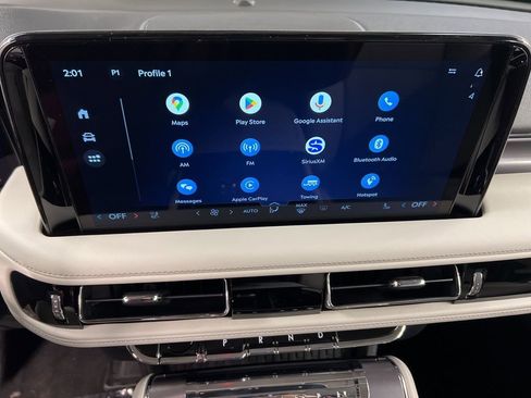 New 2026 Lincoln Aviator AWD image 9