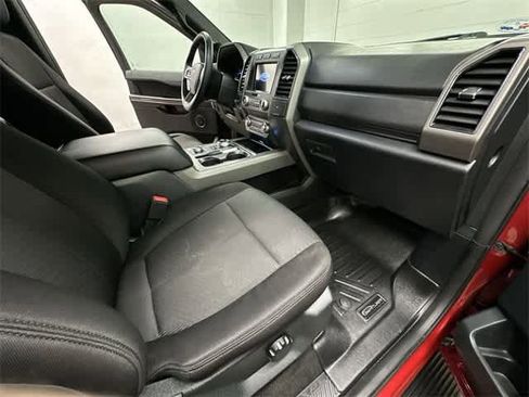 Used 2020 Ford Expedition XLT image 20
