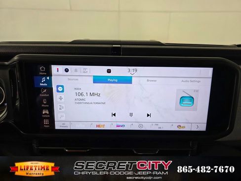 New 2025 Jeep Gladiator Sport image 20