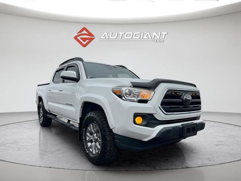 Used 2019 Toyota Tacoma SR5 image 11