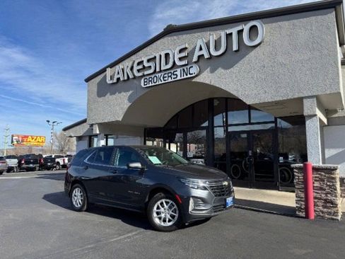 Used 2023 Chevrolet Equinox LT w/ Driver Convenience Package AWD/4WD image 1