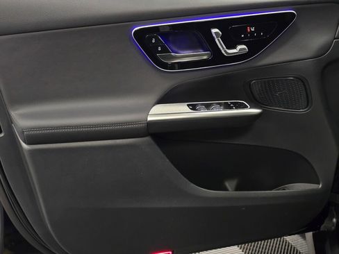 New 2026 Mercedes-Benz GLC 300 GLC 300 image 33