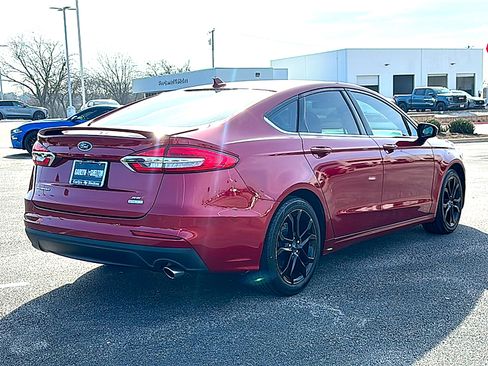 Used 2019 Ford Fusion SE w/ Equipment Group 151A image 8