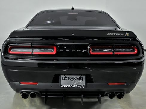 Used 2023 Dodge Challenger R/T Scat Pack RWD image 8