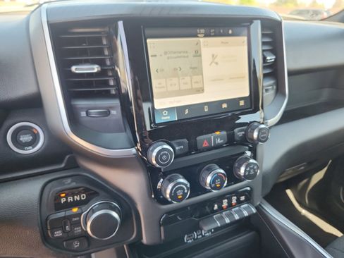 New 2026 RAM 1500 Express AWD/4WD image 16