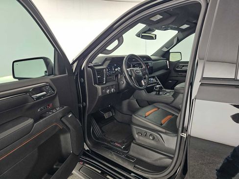 Used 2023 GMC Sierra 1500 AT4 AWD/4WD image 19