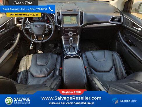 Used 2018 Ford Edge Titanium w/ Technology Package FWD image 11