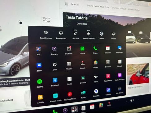 Used 2025 Tesla Model Y Performance AWD/4WD image 13
