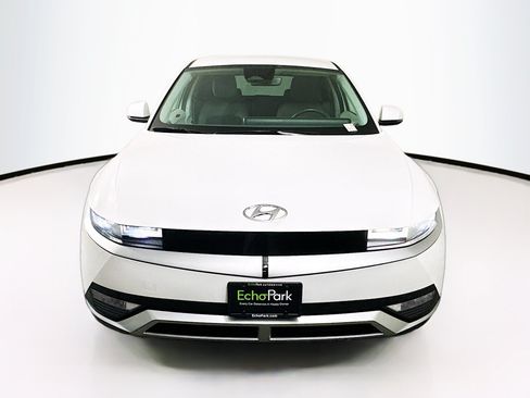 Used 2024 Hyundai Ioniq 5 SEL RWD image 2