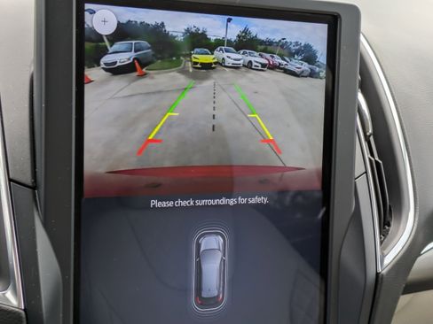 Used 2024 Ford Edge Titanium w/ Titanium Elite Package image 28