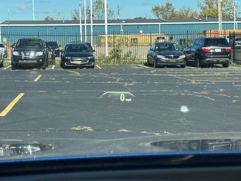 Used 2017 BMW 530i xDrive image 23