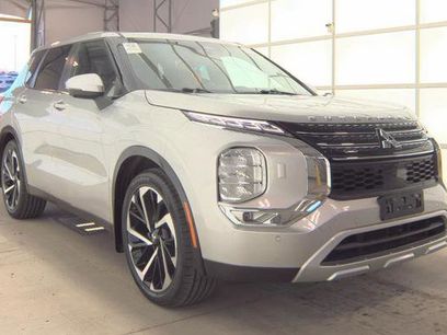 Used 2023 Mitsubishi Outlander SE