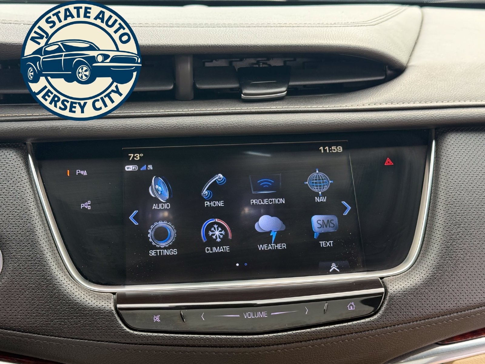 Used 2018 Cadillac XT5 Premium Luxury w/ Driver Assist Package AWD/4WD image 36