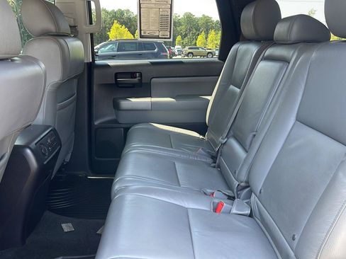 Used 2016 Toyota Sequoia SR5 w/ Premium Package AWD/4WD image 34