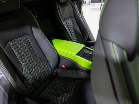 Used 2022 Lamborghini Urus image 34