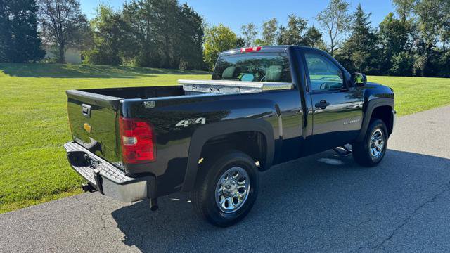 Used 2013 Chevrolet Silverado 1500 W/T w/ LS Package AWD/4WD image 6