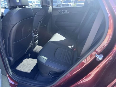 Used 2024 Kia Sportage SX Prestige image 2