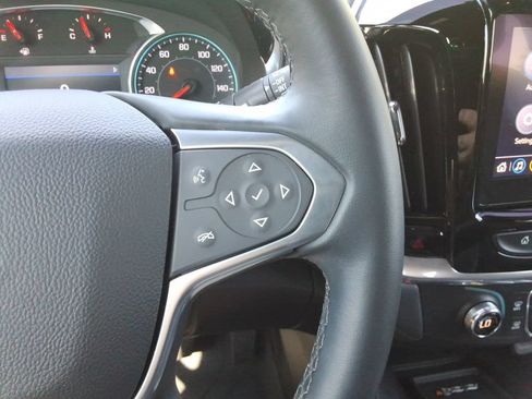 Certified 2023 Chevrolet Traverse LT FWD image 26