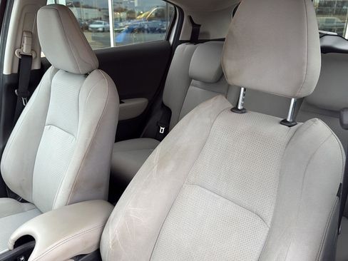 Used 2020 Honda HR-V EX image 16