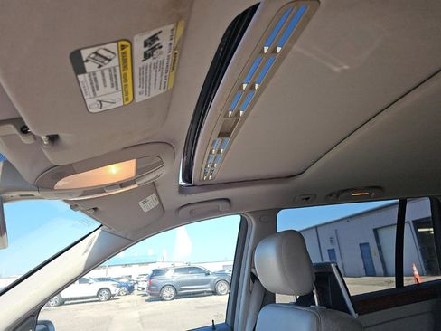 Used 2009 Mercedes-Benz GL 450 4MATIC image 15