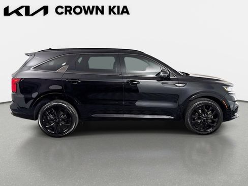 Certified 2023 Kia Sorento SX image 4