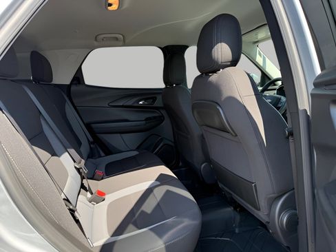 Certified 2023 Chevrolet TrailBlazer LT w/ Convenience Package AWD/4WD image 25