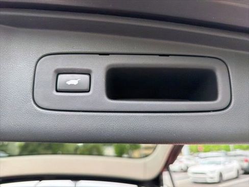 Used 2016 Honda CR-V Touring image 25