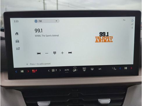 Used 2025 Ford Explorer Active w/ Active Comfort Package image 26