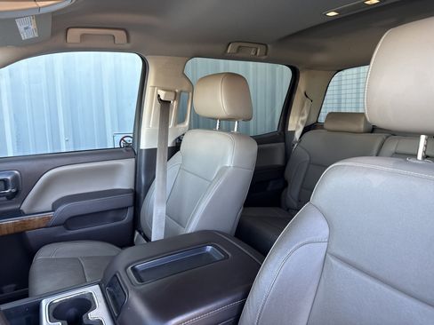 Used 2014 GMC Sierra 1500 SLT w/ SLT Crew Cab Value Package image 15