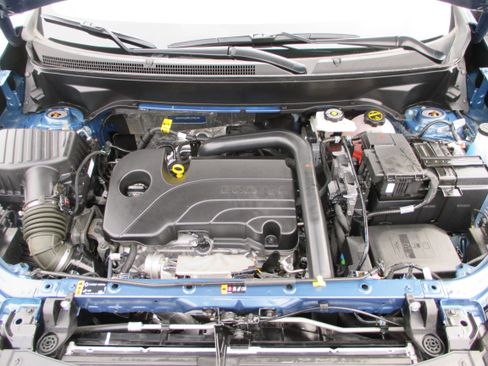 Used 2024 Chevrolet Equinox LT w/ LPO, Floor Liner Package image 26