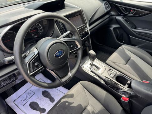 Used 2017 Subaru Impreza 2.0i Premium AWD/4WD image 3