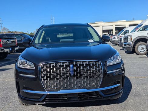 New 2025 Lincoln Corsair Grand Touring w/ Equipment Group 301A AWD/4WD image 9