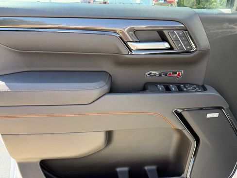 New 2026 GMC Sierra 1500 AT4 w/ AT4 Preferred Package AWD/4WD image 9