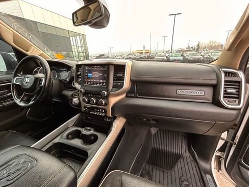 Used 2019 RAM 1500 Laramie AWD/4WD image 37