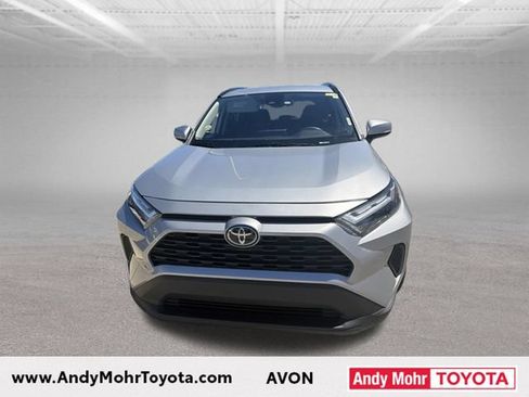 Used 2023 Toyota RAV4 XLE AWD/4WD image 2