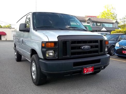 Used 2012 Ford E-250 and Econoline 250 RWD image 5
