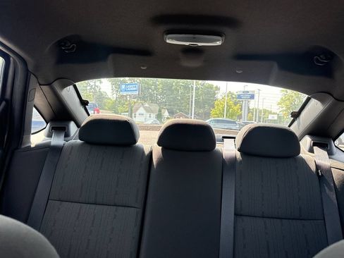 Used 2010 Ford Focus SE FWD image 34