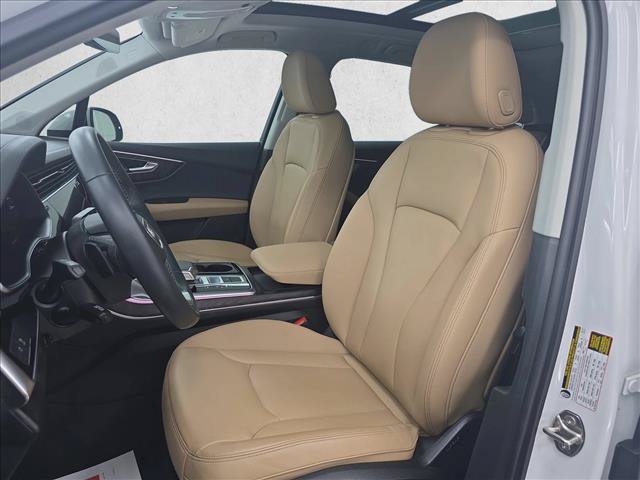 Used 2026 Audi Q7 2.0T Premium w/ Convenience Plus Package AWD/4WD image 17