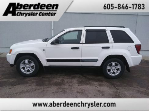 Used 2006 Jeep Grand Cherokee Laredo image 1