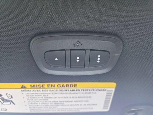 Used 2019 Chrysler Pacifica Touring-L Plus w/ Advanced Safetytec Group FWD image 39