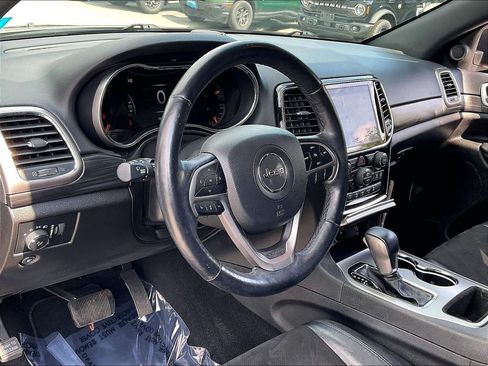 Used 2021 Jeep Grand Cherokee Laredo X AWD/4WD image 8