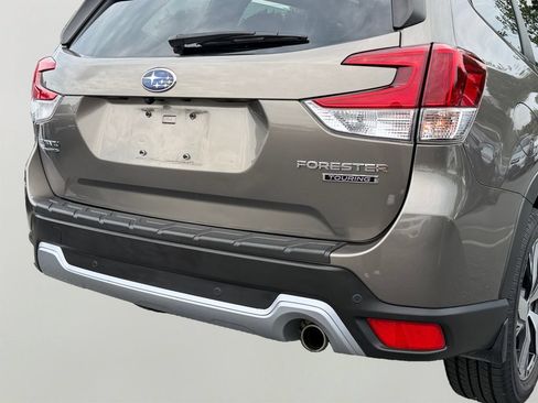 Used 2021 Subaru Forester Touring AWD/4WD image 10